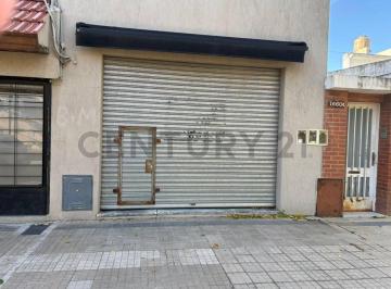 Local comercial · 32m² · Local Al Frente en Alquiler