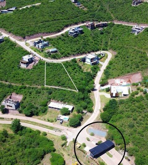 Terreno · 1265m²