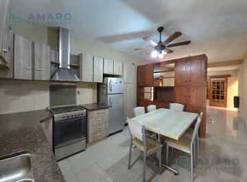Casa · 134m² · 6 Ambientes · 2 Cocheras · Venta · Casa · 3 Dorm. · Quincho · 2 Cocheras · Azcuenaga