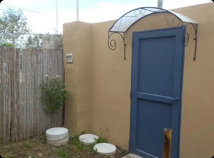 Casa · 70m² · 3 Ambientes · 2 Cocheras