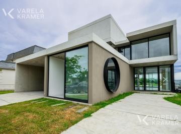 Casa · 430m² · 7 Ambientes · 2 Cocheras · Casa en Venta en Escobar - Puertos del Lago, Barrio Marinas