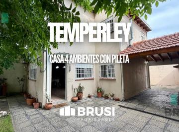 Casa · 155m² · 4 Ambientes · 2 Cocheras · Casa en Venta en Temperley - 4 Ambientes