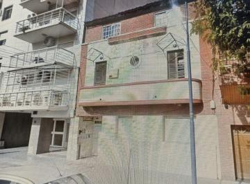 PH · 82m² · 5 Ambientes · PH 5 Ambientes a Refaccionar con Terraza Propia