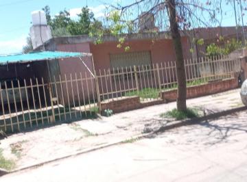 Foto · Casa en Venta en Villa Adela Antartida Argentina 4700 a Refaccionar