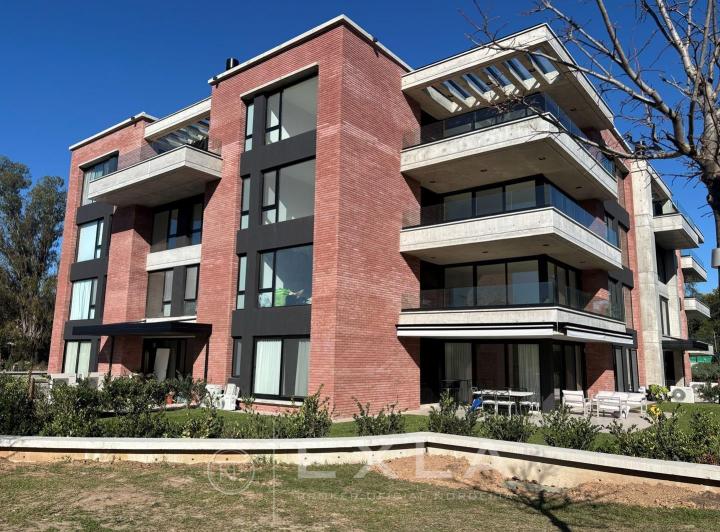 Departamento · 106m² · 3 Ambientes · 1 Cochera