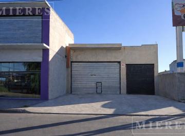 Depósito · 150m² · 1 Ambiente · 4 Cocheras · Deposito/local en Venta Sobre Colectora Oeste Ramal Escobar
