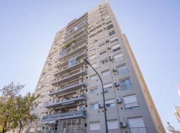 Departamento · 80ha · 4 Ambientes · 1 Cochera · Venta 4 Ambientes con Cochera en Caballito, Piso Alto, Muy Luminoso, 85 m², Cocina Reciclada, Balcón