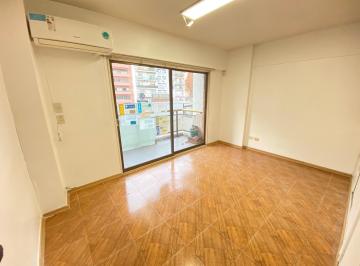 Departamento · 34m² · Monoambiente con Balcon Todo Sol! Arce Al 900 Las Cañitas.
