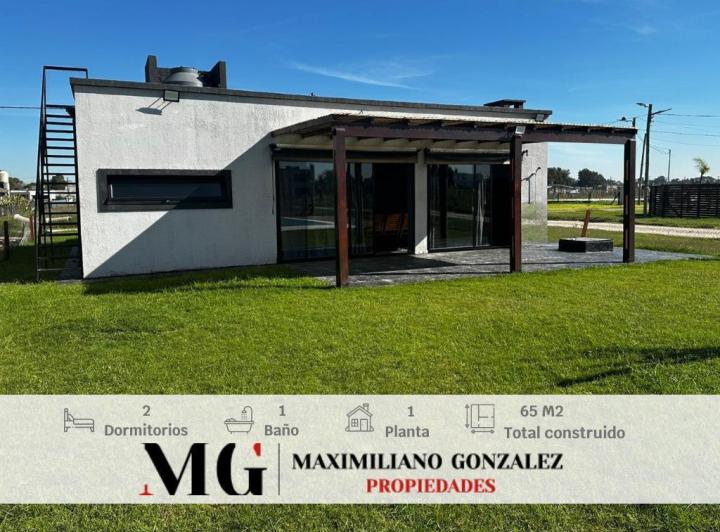 Casa · 65m² · 4 Ambientes · 2 Cocheras
