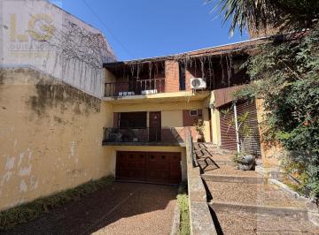 Casa · 495m² · 4 Ambientes · 2 Cocheras · Casa en Venta en Quilmes