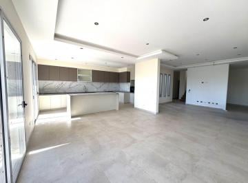 Casa de 7 ambientes, Mayor Drummond · Vendo Casa de 4 Dorm. en Barrio Privado