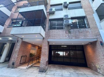 Departamento · 80m² · 3 Ambientes · 1 Cochera · Excelente 3 Ambientes Al Contrafrente con Patio y Cochera en Belgrano