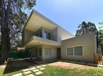 Casa · 219m² · 6 Ambientes · 2 Cocheras · Venta Casa 6 Amb. San Miguel C/parque y Pileta
