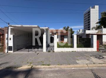 Casa · 300m² · 3 Ambientes · 1 Cochera · Casa 3 Ambientes Berazategui