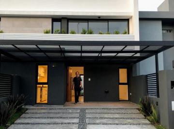 Casa de 3 ambientes, Córdoba · Venta - Duplex - 2 Dorm. 2 Baños - Miradores de Manantiales II