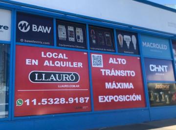 Local comercial · 358m² · 6 Ambientes · Importante Local en Alquiler con Gran Frente Sobre Ruta 25 - Pilar