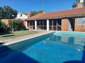 Casa de 6 ambientes, Córdoba · Casa en Venta 4 Dorm. en Maipú II 337 m² Cubiertos con Escritura | Excelente Estado