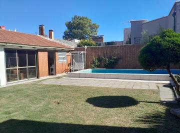 Casa de 6 ambientes, Córdoba · Casa en Venta 4 Dorm. en Maipú II 337 m² Cubiertos con Escritura | Excelente Estado