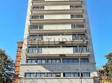 Departamento · 250m² · 5 Ambientes · 2 Cocheras · Departamento de 4 Domitorios 7 38 y 39