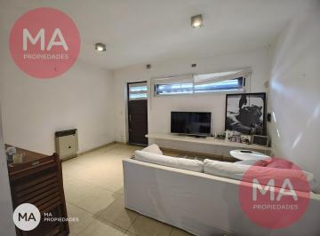 Casa · 111m² · 5 Ambientes · Casa 2 Dorm. con Quincho - 3 de Febrero 3700 - Echesortu - Rosario | Venta