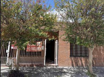 Casa de 3 ambientes, Avellaneda · Venta Casa con 100 m² de Terreno en Sarandi. Lista Para Abitar