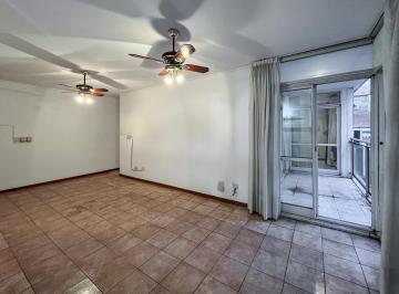 Departamento · 77m² · 4 Ambientes · Departamento de 2 Dorm. de Oportunidad en Zona Río