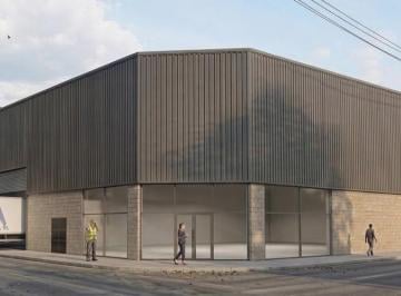 Bodega-Galpón · 1000m² · Galpón a Estrenar de Sup: 1000 m². Altura 11 m. Sarmiento y Aguero.