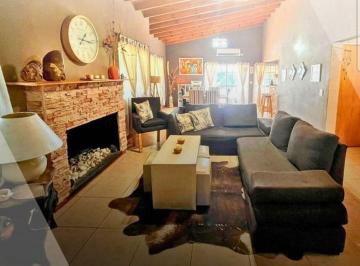 Casa · 472m² · 3 Ambientes · 1 Cochera · Venta Casa Barrio Cerrado Cardenal del Monte.