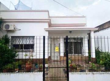 PH · 120m² · 4 Ambientes · Venta PH 4 Ambientes Villa Luzuriaga, Apto Credito