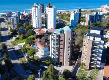 Departamento de 2 ambientes, Villa Gesell · Departamento en Venta C/ Cochera en Zona Centro