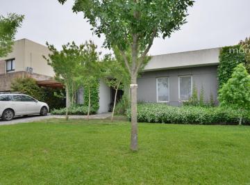 Foto Principal · Casa Interno # - Pilar del Este - San Eduardo - 143 m² #id 8188