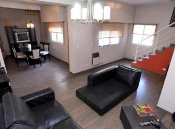 PH · 176m² · 5 Ambientes · PH en Venta - 4 Dorm. 3 Baños - Velez Sarsfield