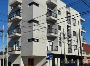 Departamento de 2 ambientes, La Matanza · Excelente Dpto. C/cochera y Dos Balcones.
