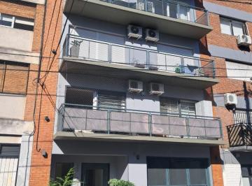 Departamento de 3 ambientes, Vicente López · Departamento 3 Amb C/cochera