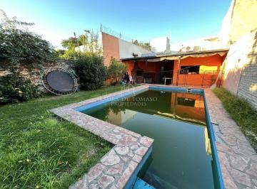 Casa de 4 ambientes, La Matanza · Casa 4 Amb con Piscina
