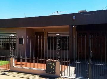 Casa · 200m² · 1 Ambiente · Casa en Venta - 2 Dorm. 1 Baño - 90 m² - Berazategui