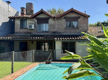 Casa · 221m² · 6 Ambientes · 1 Cochera · Casa en Venta 6 Ambientes en Las Lomas de San Isidro