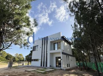DEI-DEI-2086_2 · Casa 3 Dorm. en Venta en Pinamar Zona Náyades