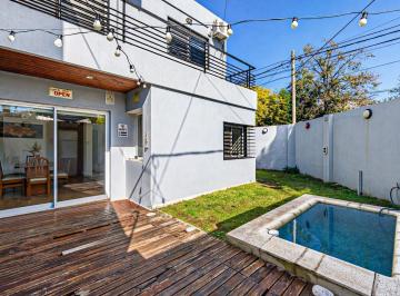 Casa · 143m² · 5 Ambientes · 2 Cocheras · Venta – Casa 3 Dorm. Reciclada con Patio, Pileta y Cochera Doble – La Florida, Rosario