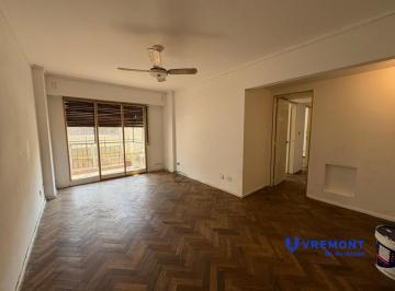 Departamento · 58m² · 3 Ambientes · Venta de Departamento 3 Ambientes con Balcón en El Barrio de Congreso!