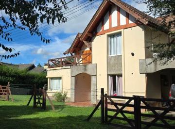 Casa de 4 ambientes, Villa General Belgrano · Casa 3 Dorm., Gas Natural, Cloacas, a 10 Cuadras del Centro