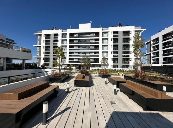 Departamento · 68m² · 2 Ambientes · 1 Cochera