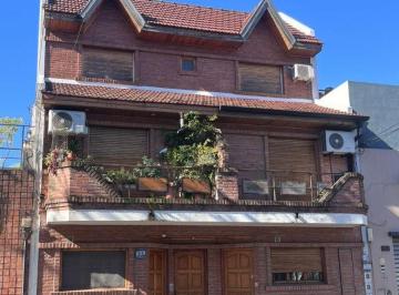 PH de 2 ambientes, Villa Urquiza · PH Al Frente, Totales 65 m² Apto Crédito