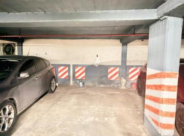 Garage · 400m² · Venta de 6 Cocheras con Seguridad en Barrio Norte