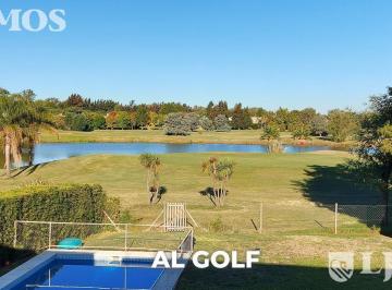 Casa · 235m² · 3 Dormitorios · 2 Cocheras · Lote Al Golf. Sin Muebles. Disponible 1°/08.