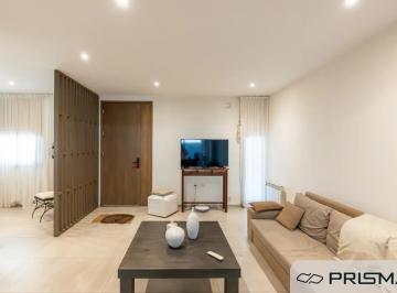 Casa de 7 ambientes, Córdoba · Dúplex - 3 Dorm - Chacras del Norte