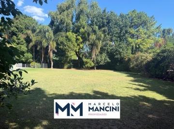 Terreno · 740m² · Venta Terreno en Solar del Bosque 740 m²