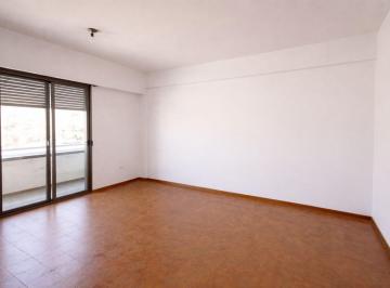 Departamento · 94m² · 4 Ambientes · Dpto. de 3 Dorm. y 2 Baños - Centro de Cipolletti