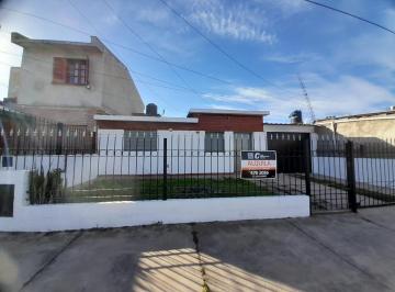 Foto · Liceo III Seccion - Cambaceres 1667 - Casa 3 Dormitorio en Alquiler