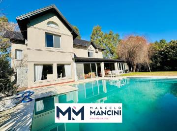 Casa · 180m² · 5 Ambientes · 2 Cocheras · Venta Casa en Solar del Bosque 5 Ambientes